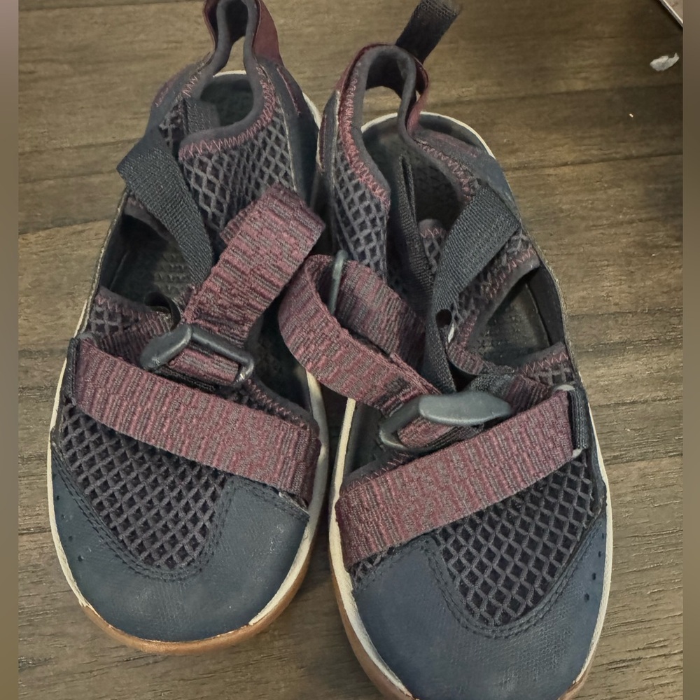 Chaco Kids' or women’s Navy and Burgundy Shoes size 5